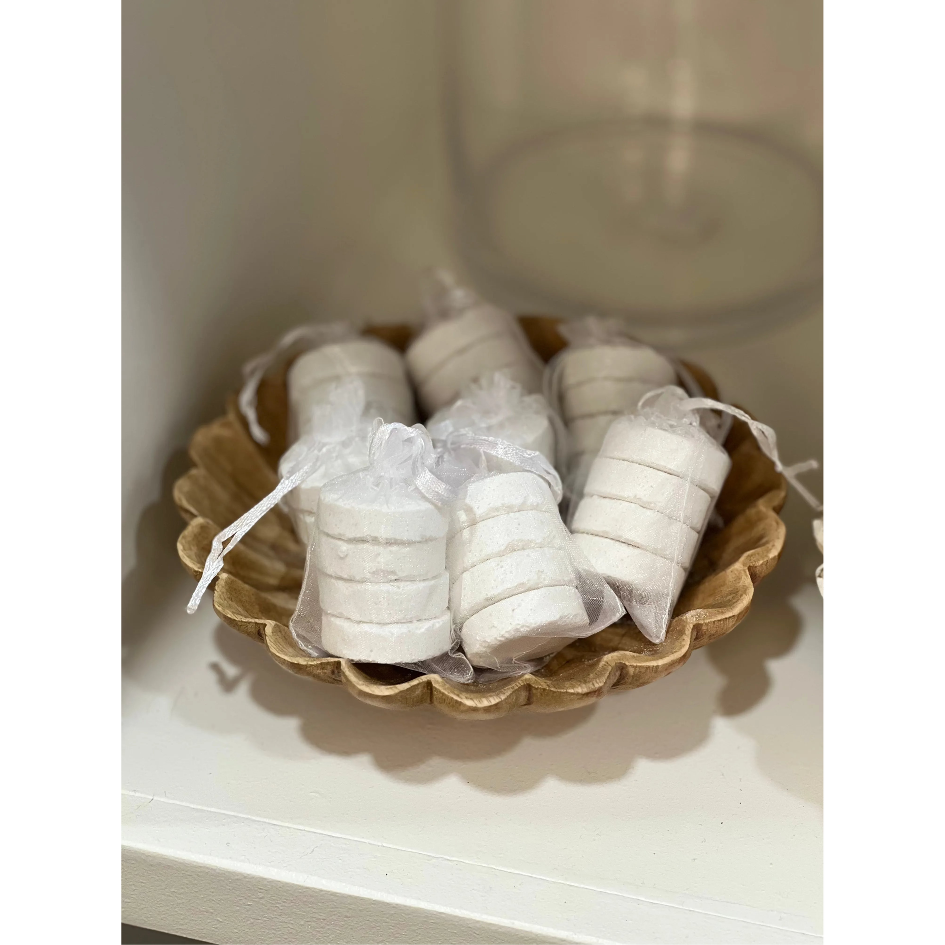 eucalyptus steam pucks