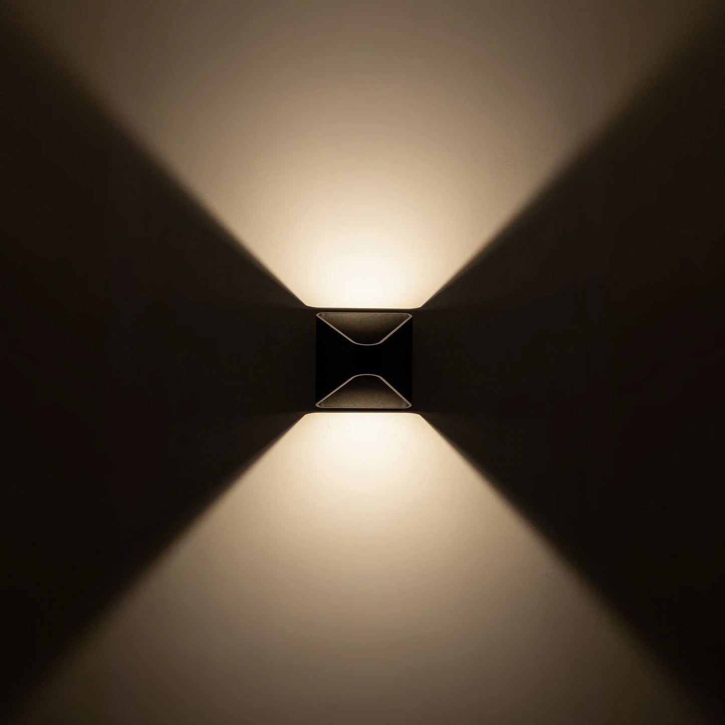 Ellis 6-in Exterior Wall Sconce - LC Design Co. Shoppe