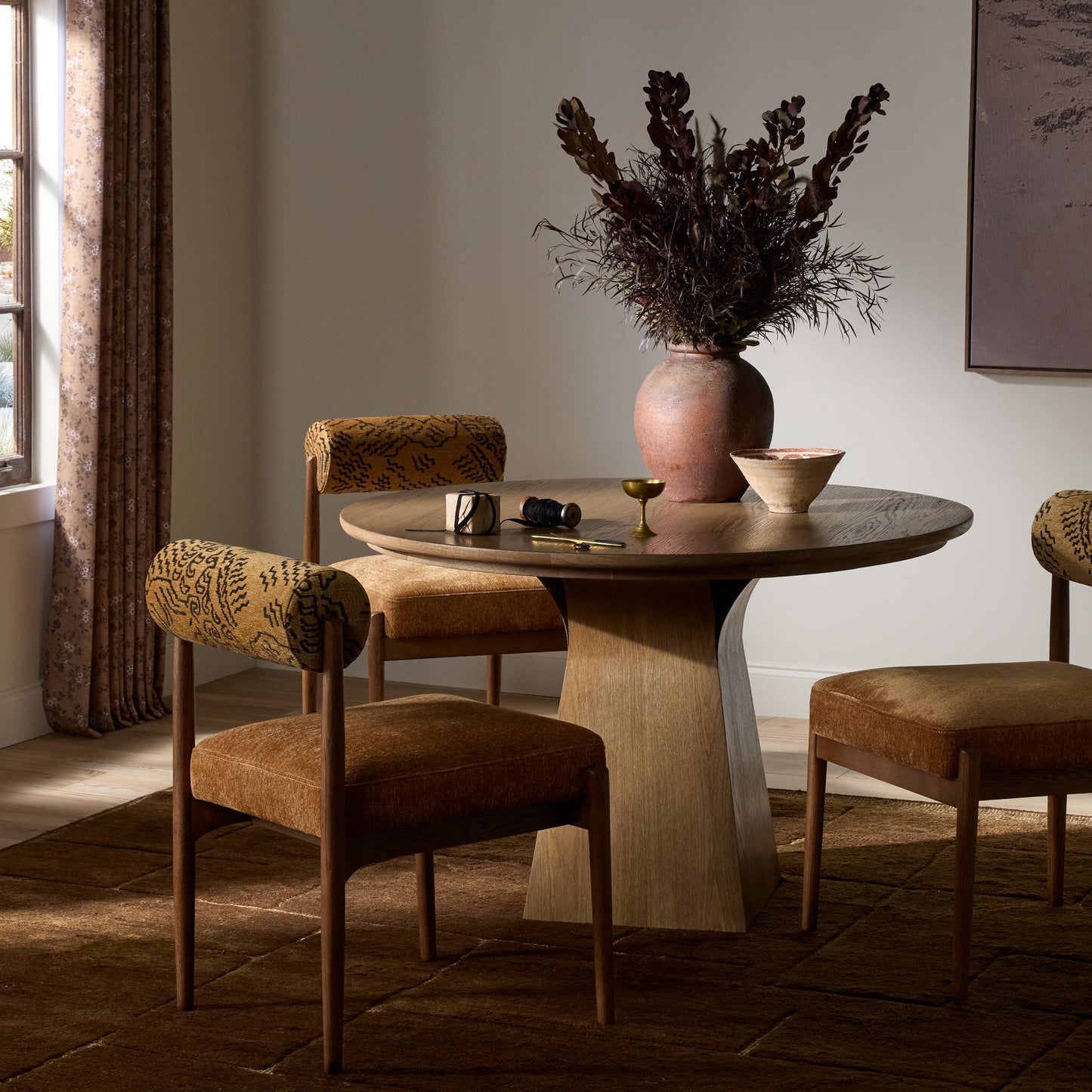 Isabella Dining Table